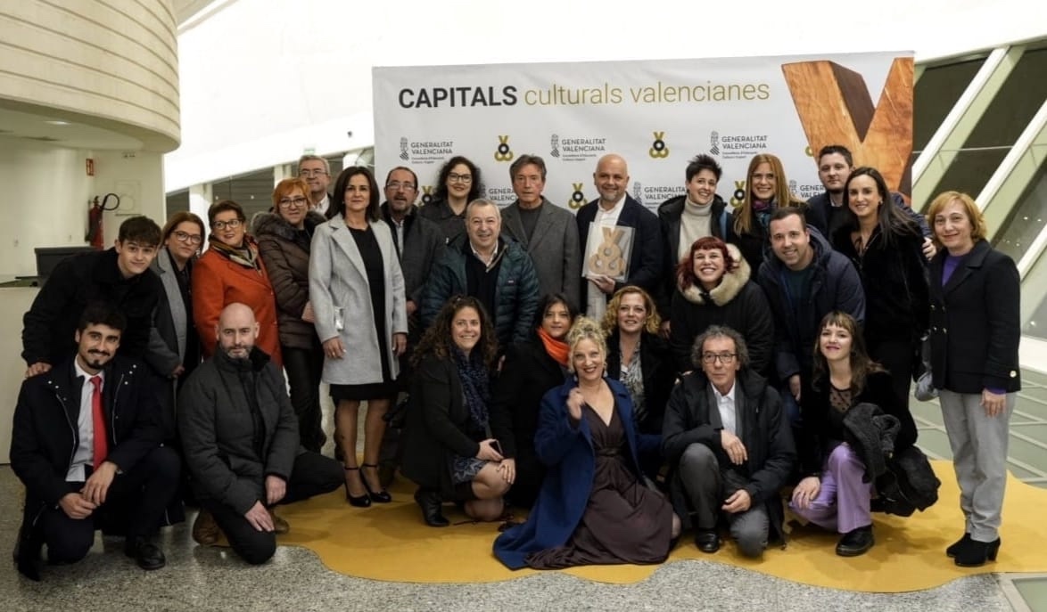 Foto de grupo en el acto de las Capitals Culturals Valencianes de la Generalitat Valenciana
